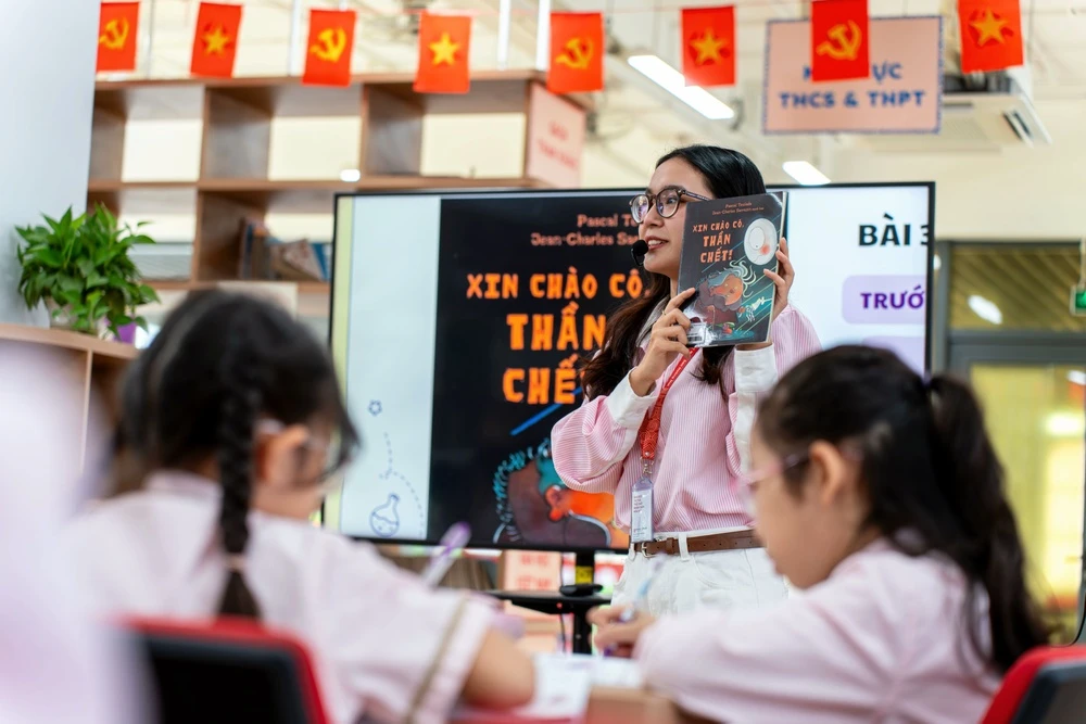 Thoi 'doc ngan, xem nhanh, lam theo thuat toan', lam gi de bao ve tre? hinh anh