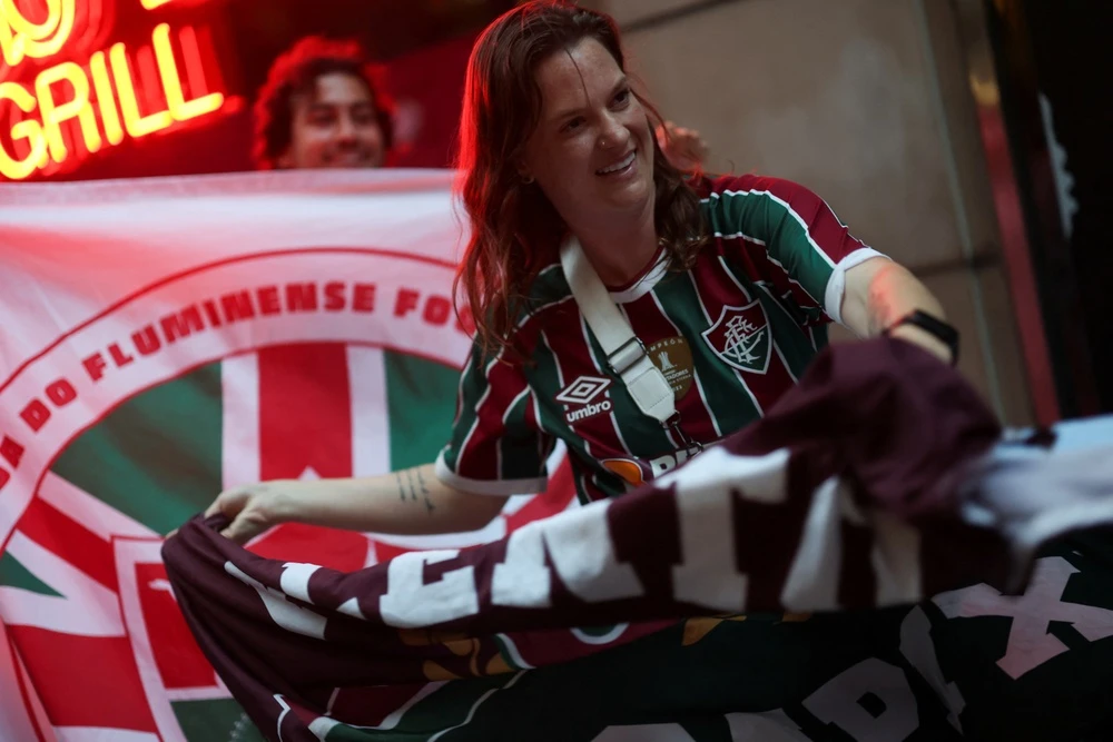 Fluminense pha tan ao tuong chau Au hinh anh
