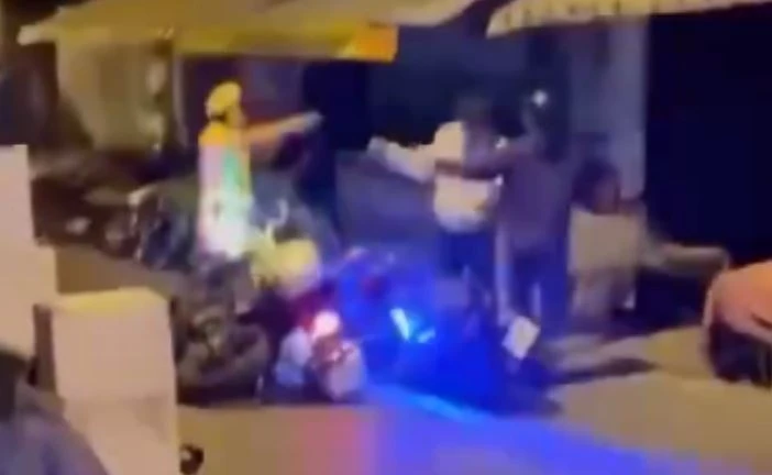 Tin moi vu hai thanh nien giang co xe may voi CSGT o TP.HCM hinh anh