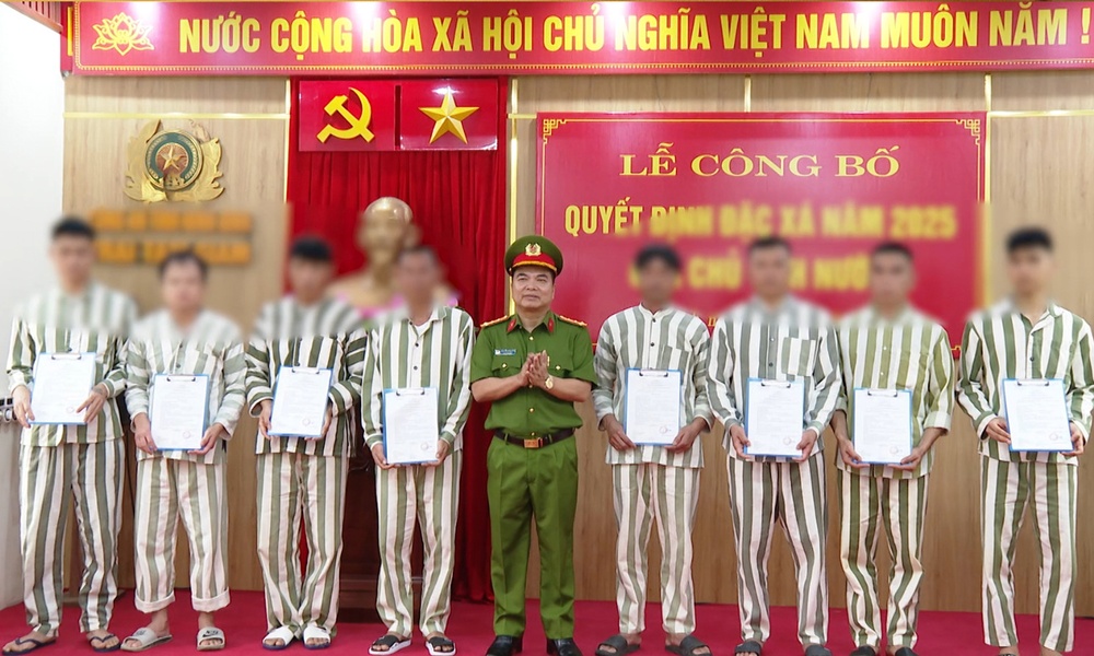 To chuc tha nguoi duoc dac xa vao ngay 1/6 hinh anh