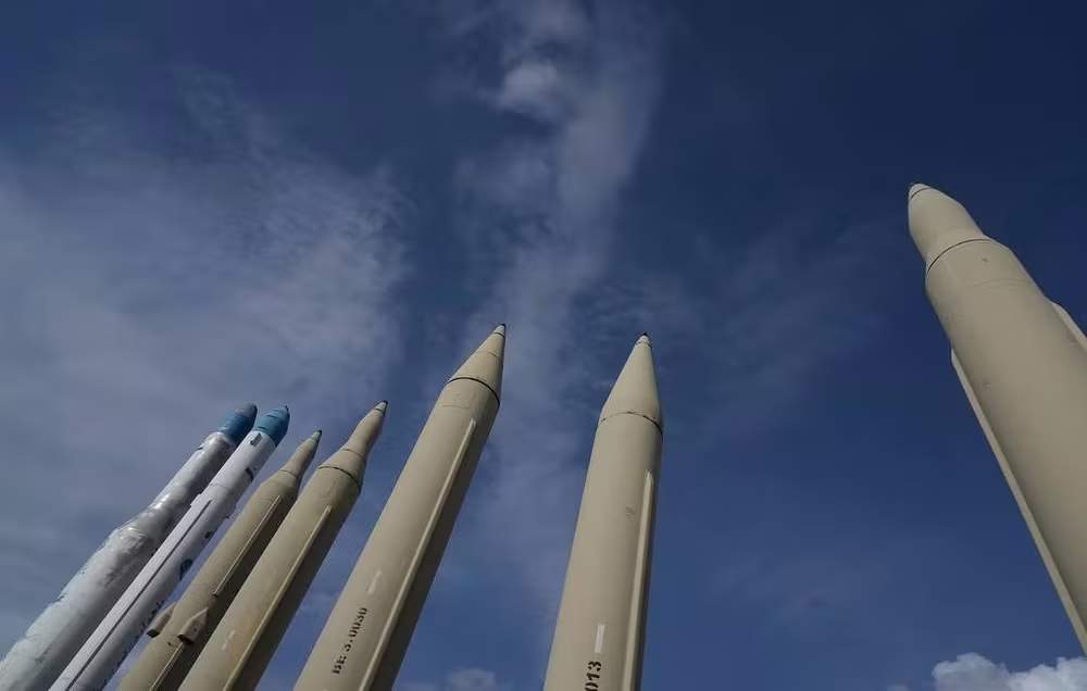 Iran bac tin ngung lam giau uranium trong 10 nam, sap hoan tat ban ghi nho 14 diem hinh anh