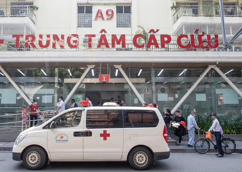 Tu 1/7, nguoi dan Ha Noi duoc ho tro toi 100% chi phi cap cuu hinh anh