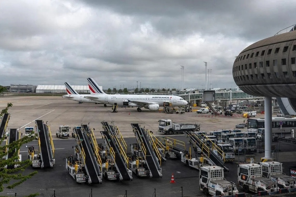 Kiem hang chuc nghin USD bang mot chiec may say toc hinh anh