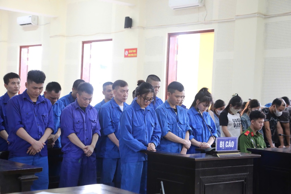 Tuyen an 33 bi cao lua dao bang kich ban 'viec nhe, luong cao' hinh anh