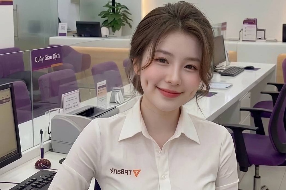 'Hot girl ngan hang' tran TikTok: Cham lan ranh phap ly nguy hiem hinh anh