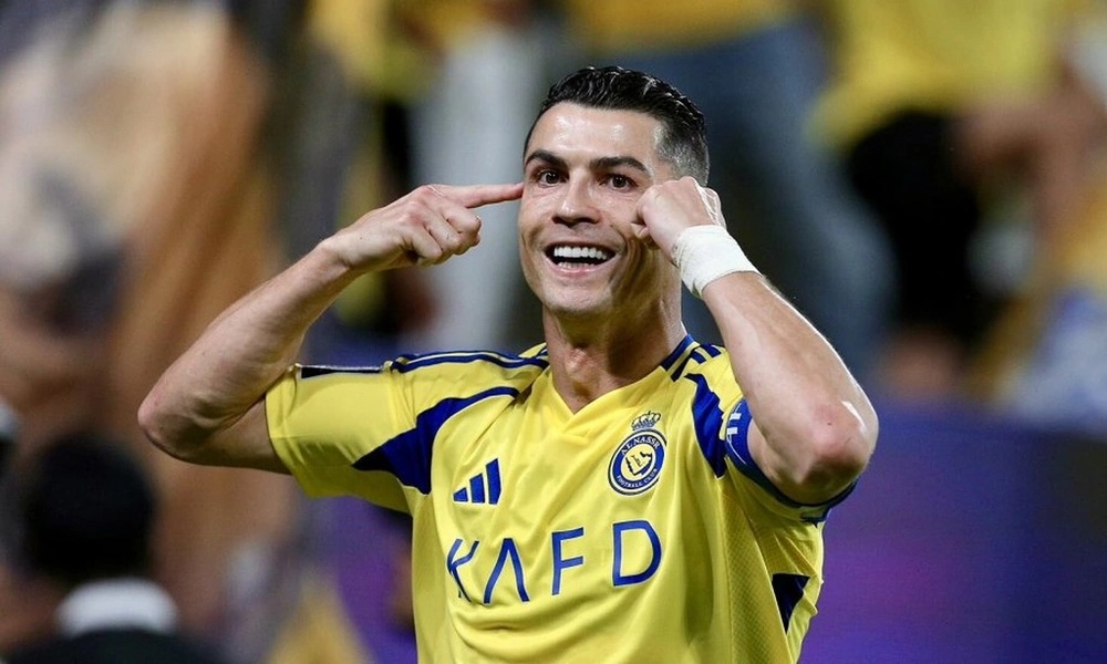 Ben do khong ngo danh cho Ronaldo hinh anh