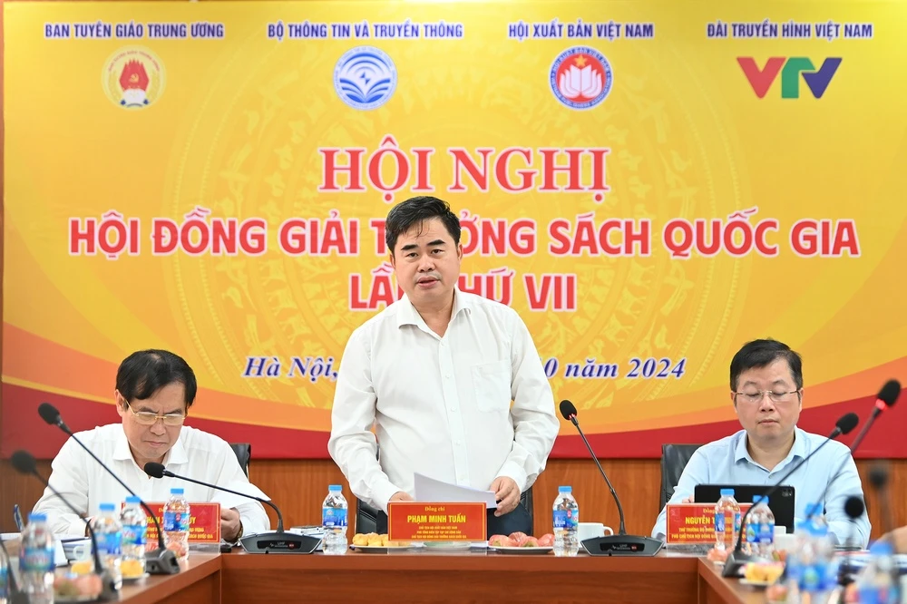 Sach ‘Gia Dinh - Sai Gon - TP.HCM’ duoc quan tam o Giai Sach Quoc gia hinh anh