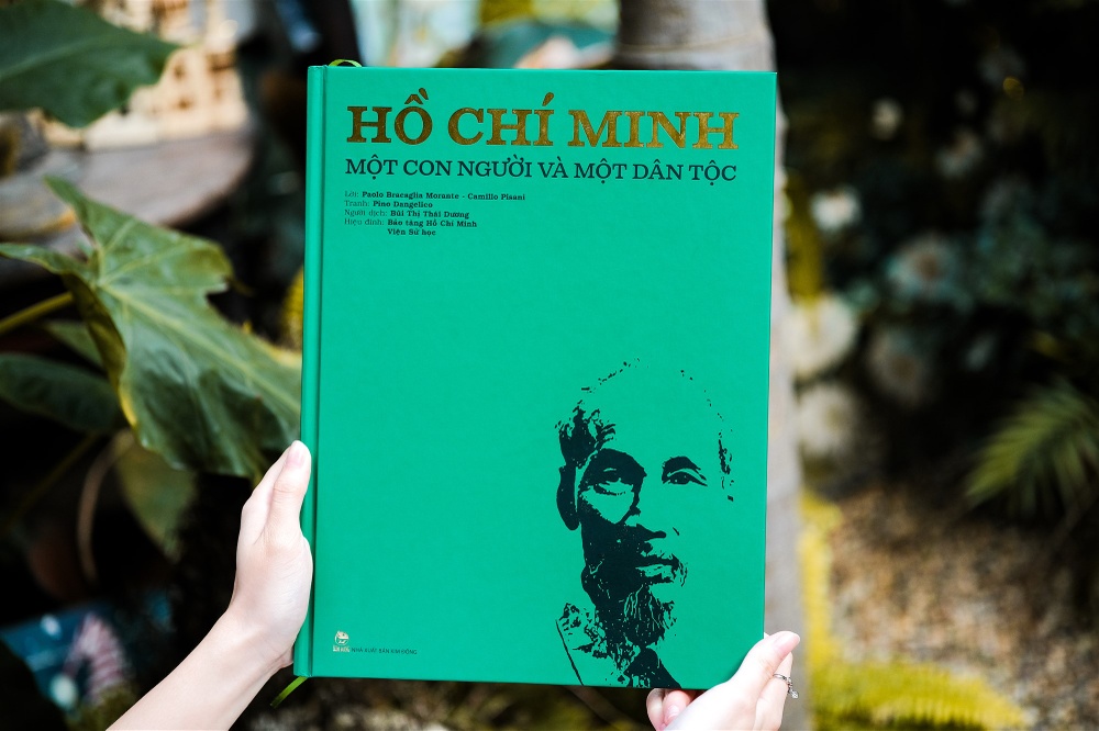 Chan dung Chu tich Ho Chi Minh qua goc nhin ban be Italy hinh anh