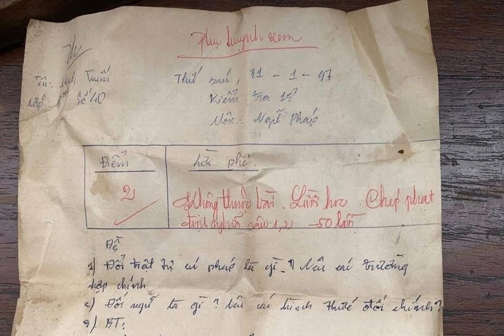 Bai kiem tra 2 diem duoc giau kin 28 nam hinh anh