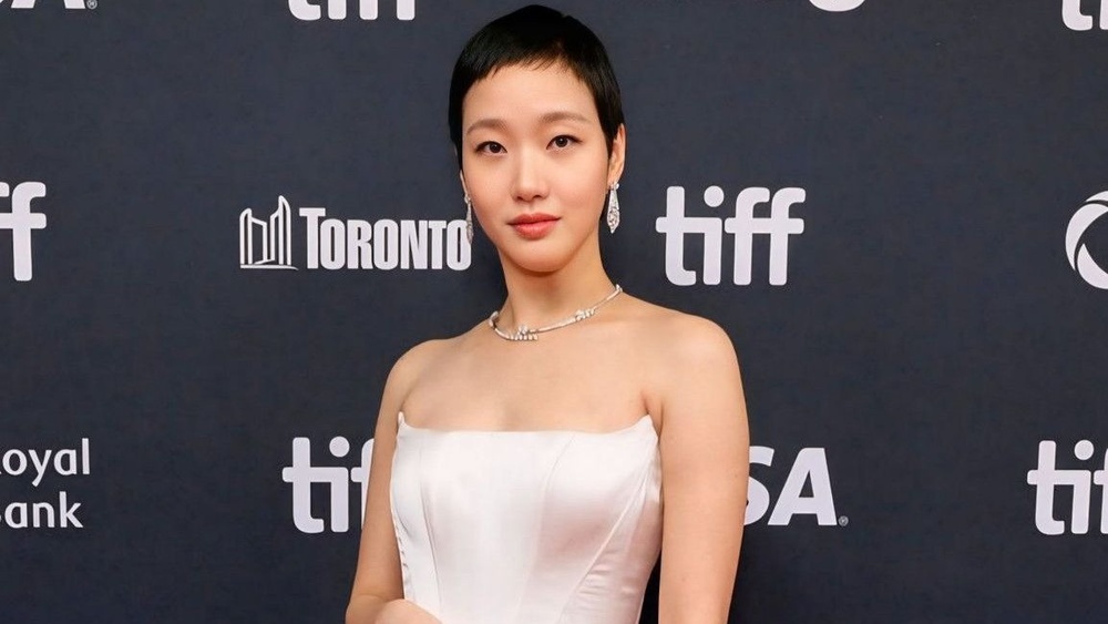 Kim Go Eun lột xác ngỡ ngàng