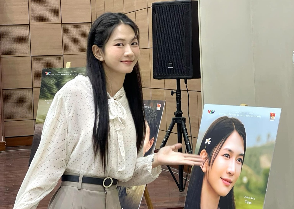 Diễn xuất của Lê Bống vướng tranh luận