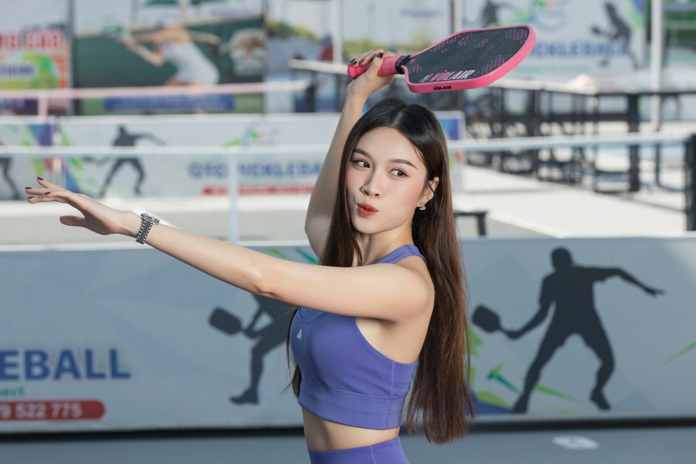 Canh trai nguoc o san pickleball sau mot nam hinh anh