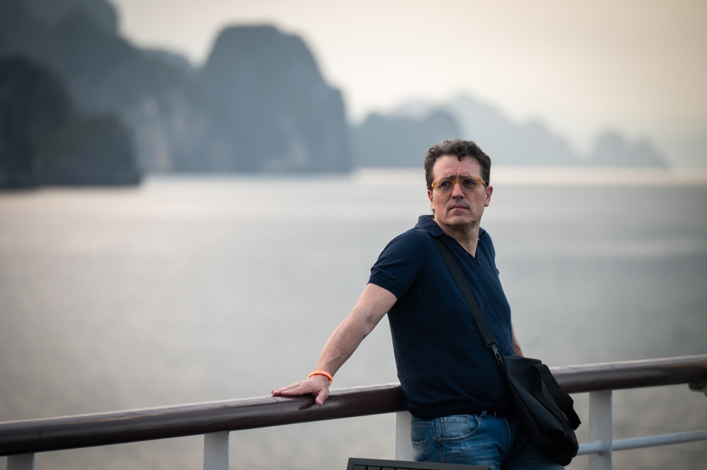 Tour du thuyen vinh Ha Long lot top trai nghiem hang dau the gioi 2026 hinh anh