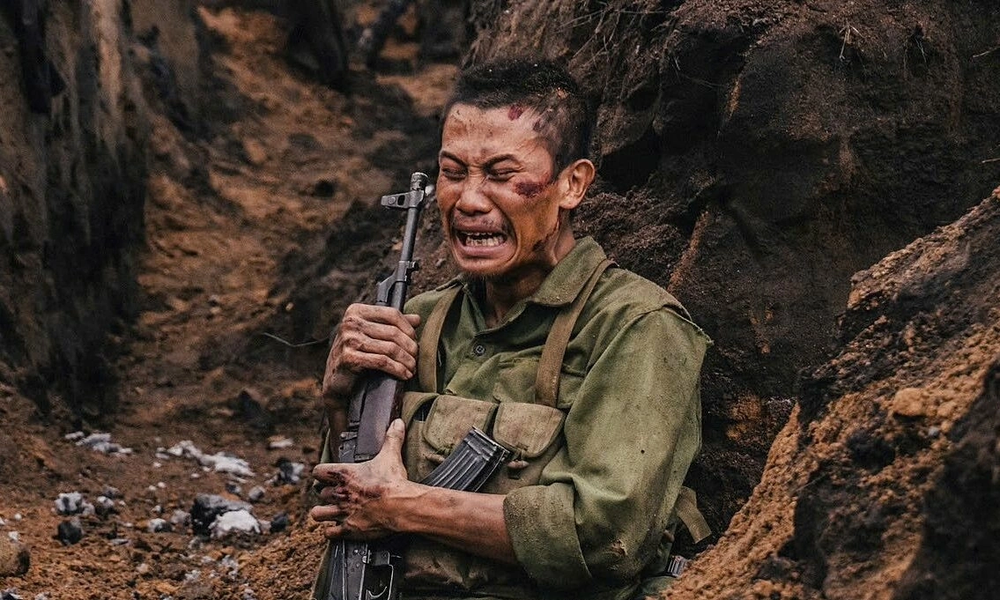 Từ địa chấn 'Địa đạo' đến bom tấn 'Mưa đỏ'
