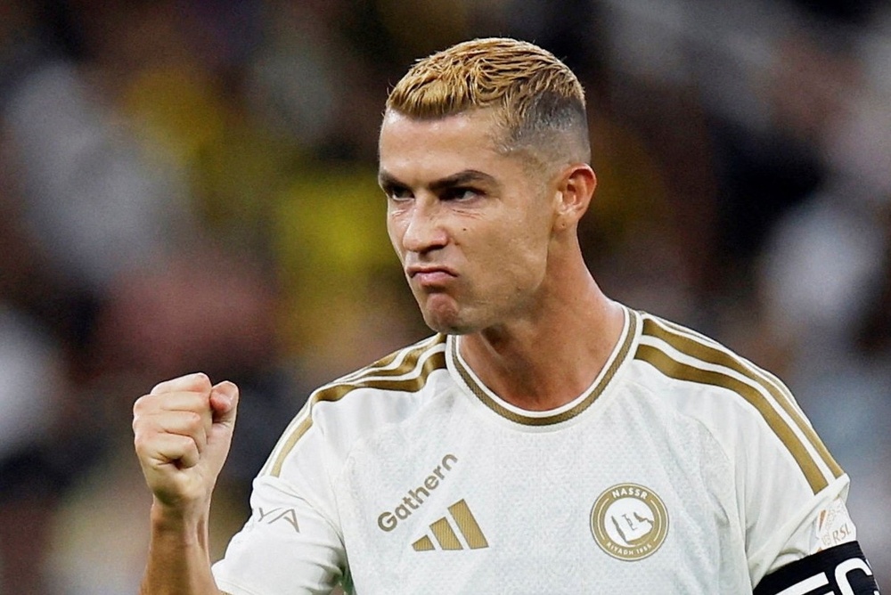 'Cỗ máy in tiền' ngoài sân cỏ của Ronaldo