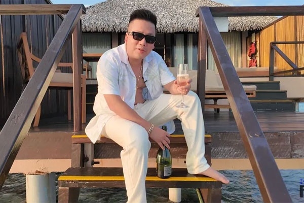 Dong coin duoc nhac den khi Khoa Pug thong bao pha san hinh anh