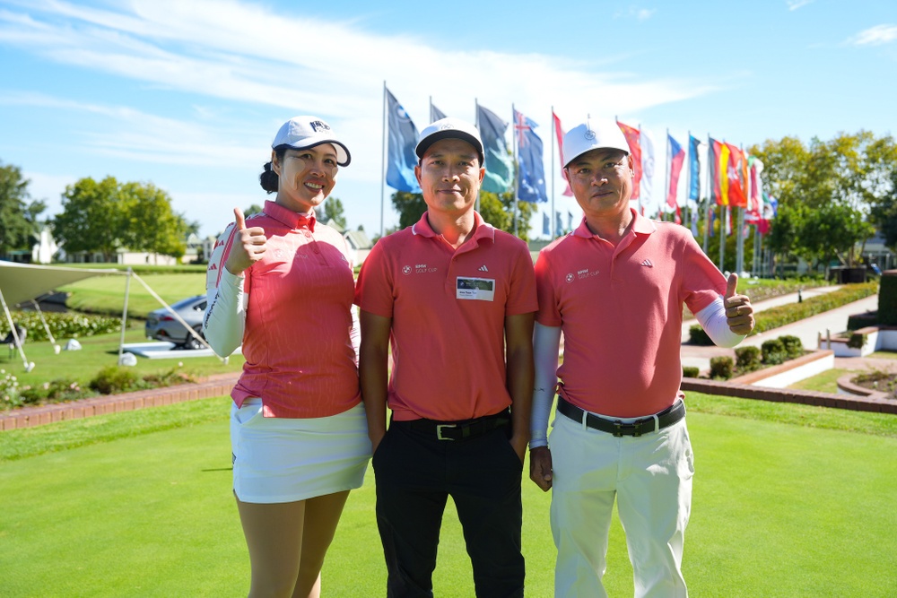 Dai dien Viet Nam gianh A quan giai BMW Golf Cup - VCK The gioi 2023 hinh anh