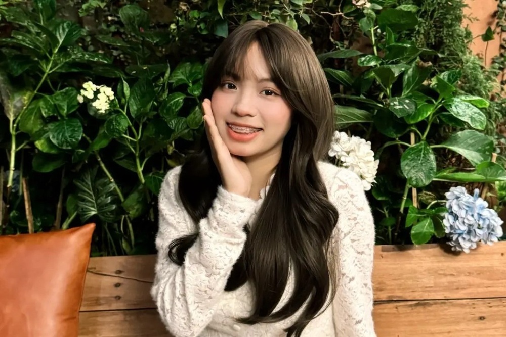 Du hoc tro ve, co gai 23 tuoi phat hien ung thu giai doan 4 da di can hinh anh