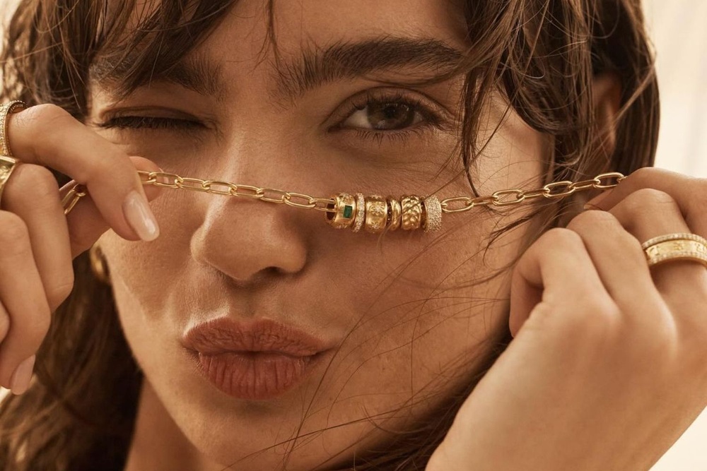 Vang khong con de cat ket hinh anh