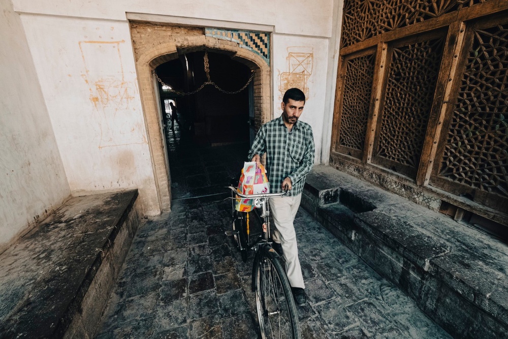 Khach Viet ke Iran truoc chien su hinh anh