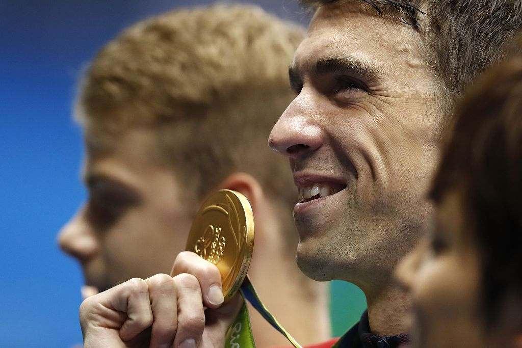 Những khoảnh khắc xúc động của Michael Phelps ảnh 1 Nhung khoanh khac xuc dong cua Michael Phelps anh 1