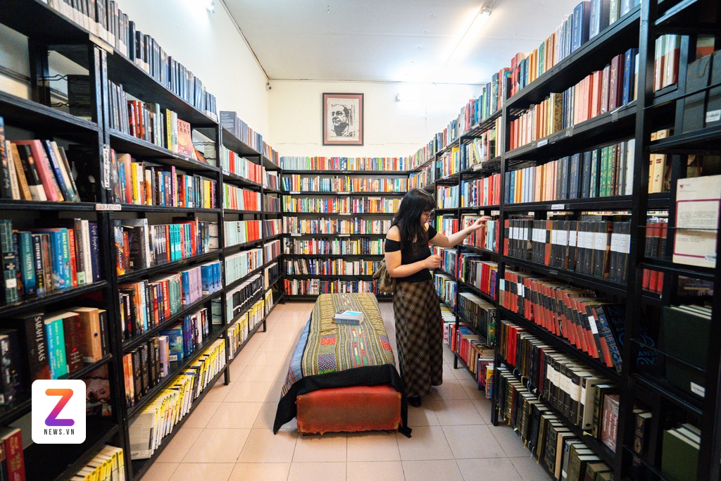 the bookworm hanoi anh 7