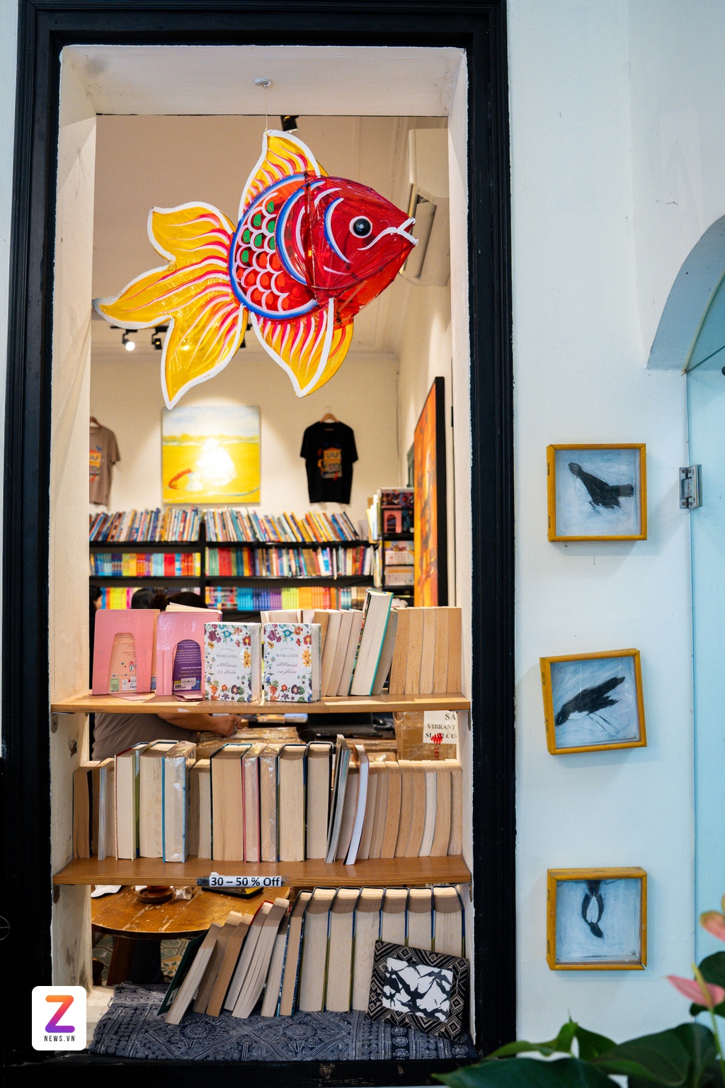 the bookworm hanoi anh 4