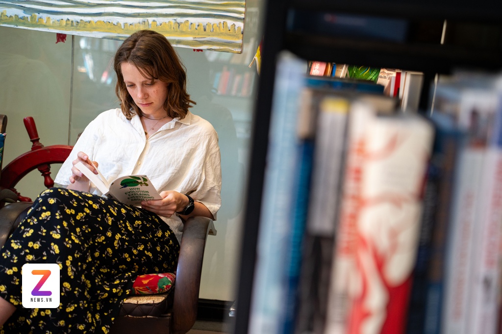 the bookworm hanoi anh 10