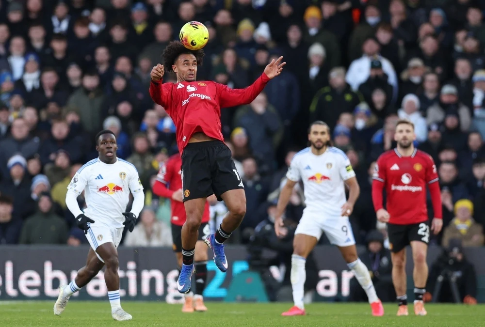 Joshua Zirkzee lối chơi hiệu quả