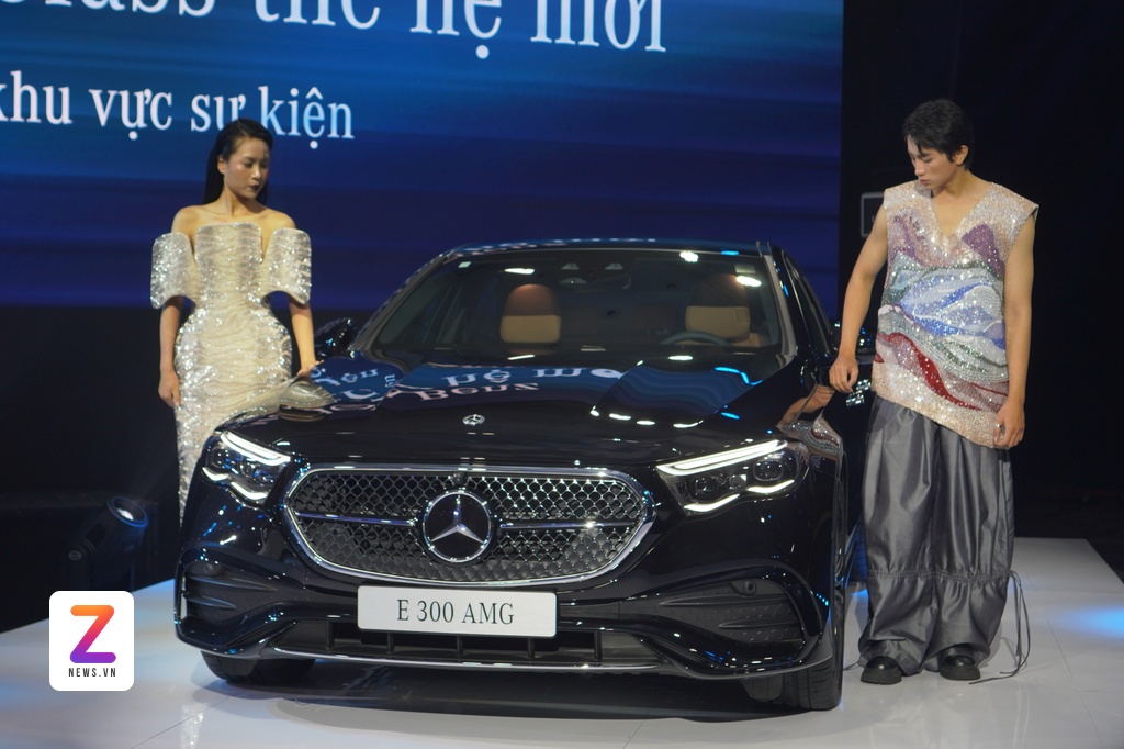 Mercedes-Benz E-Class ảnh 5 Mercedes-Benz E-Class anh 5