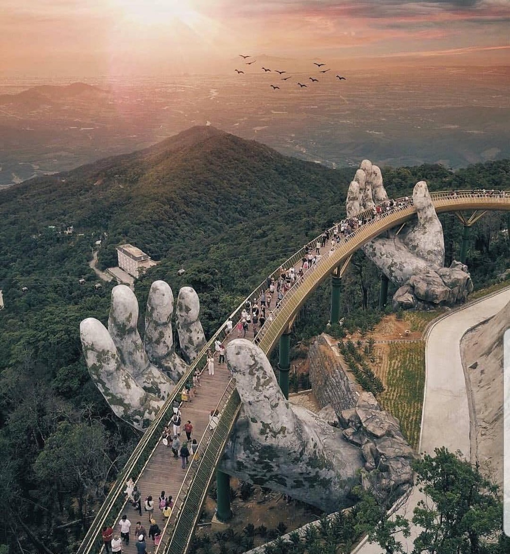 Cay cau noi tieng o Viet Nam anh 1