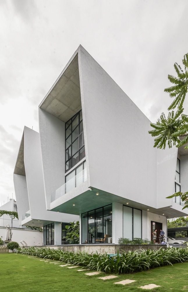 Biet thu tren nen dat 915 m² ben bo song Sai Gon hinh anh 2