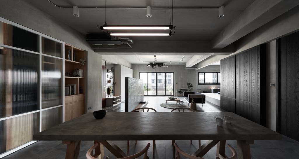 Can ho 168 m² chi thay go va thep hinh anh 1