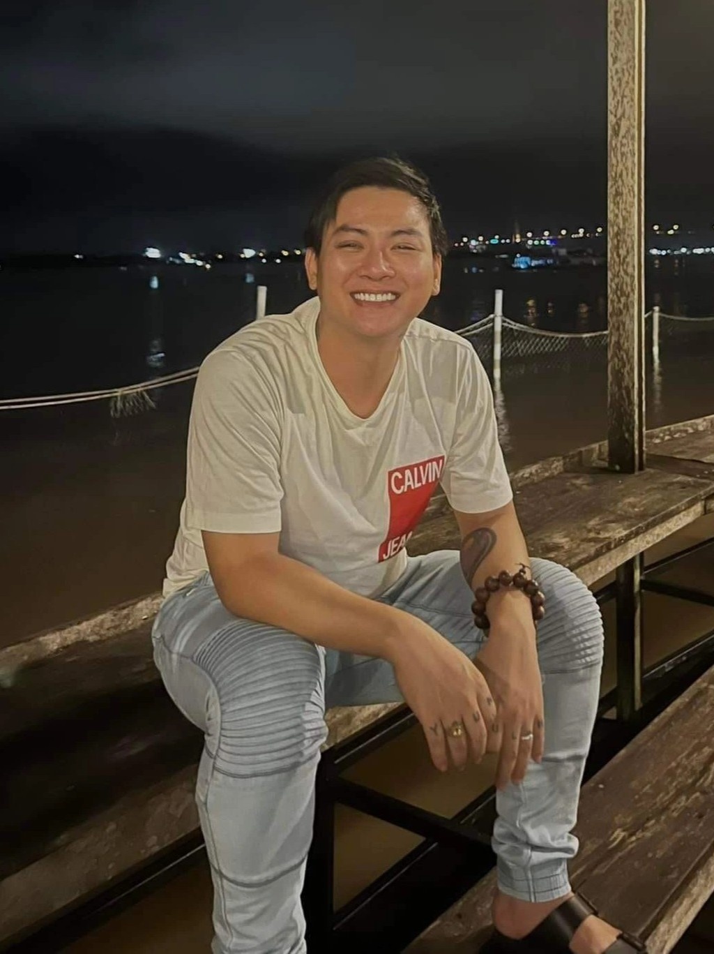 Hoai lam bi che anh 1