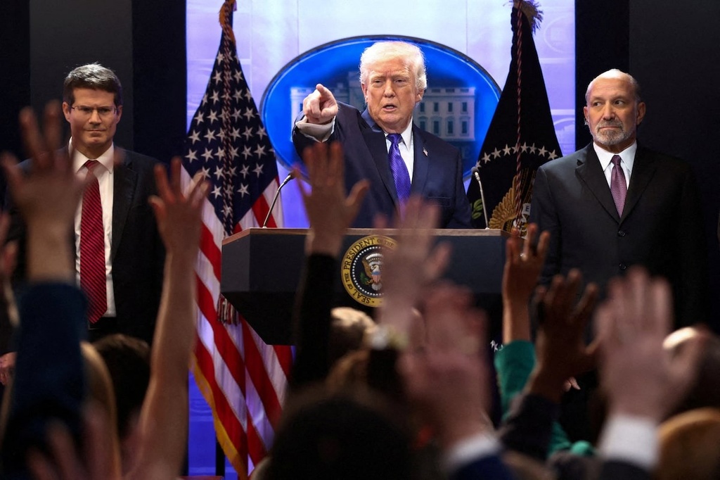 Đòn thuế quan bị chặn có thể là 'món quà' cho ông Trump