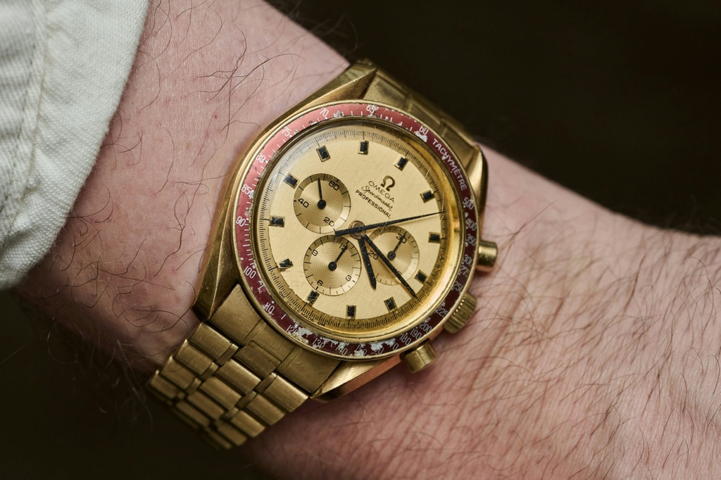 Omega Speedmaster Professional,  dong ho Omega,  dong ho Neil Armstrong,  dong ho mat trang,  dau gia dong ho,  Neil Armstrong omega anh 2
