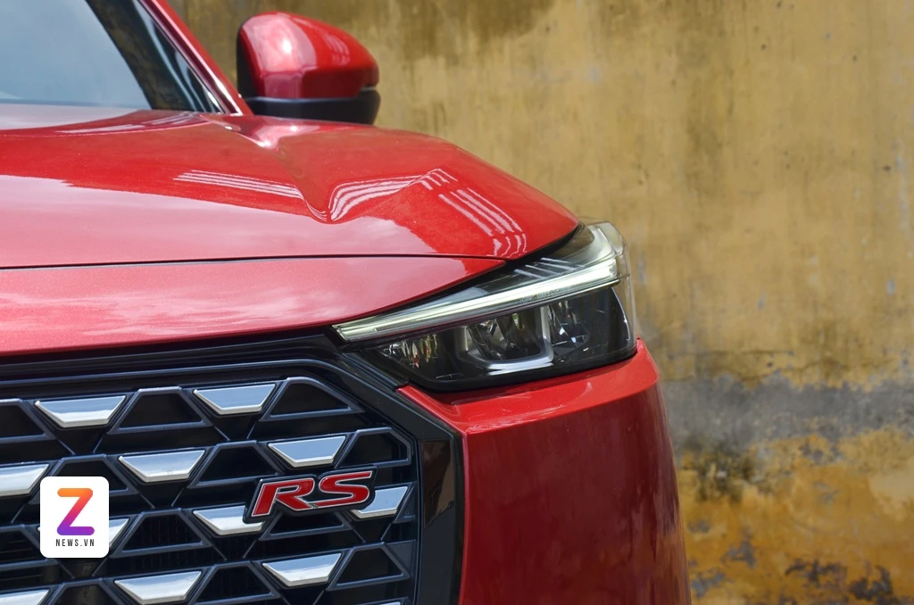 xe hybrid anh 3