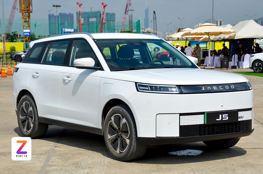 Jaecoo,  Jaecoo J5 ảnh 3