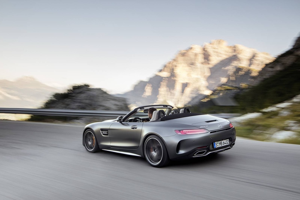 MercedesAMGGTRoadster8.jpg