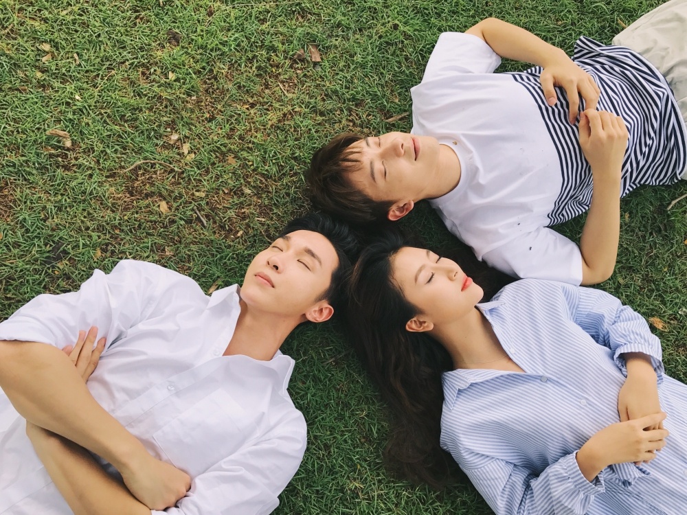 Monstar ra MV tinh yeu cham tre anh 1