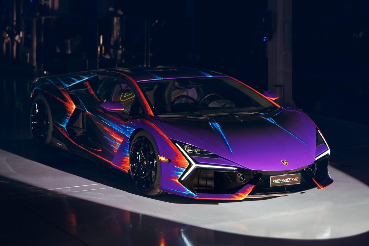 Lamborghini Revuelto Opera Unica độc nhất ra mắt tại Thượng Hải