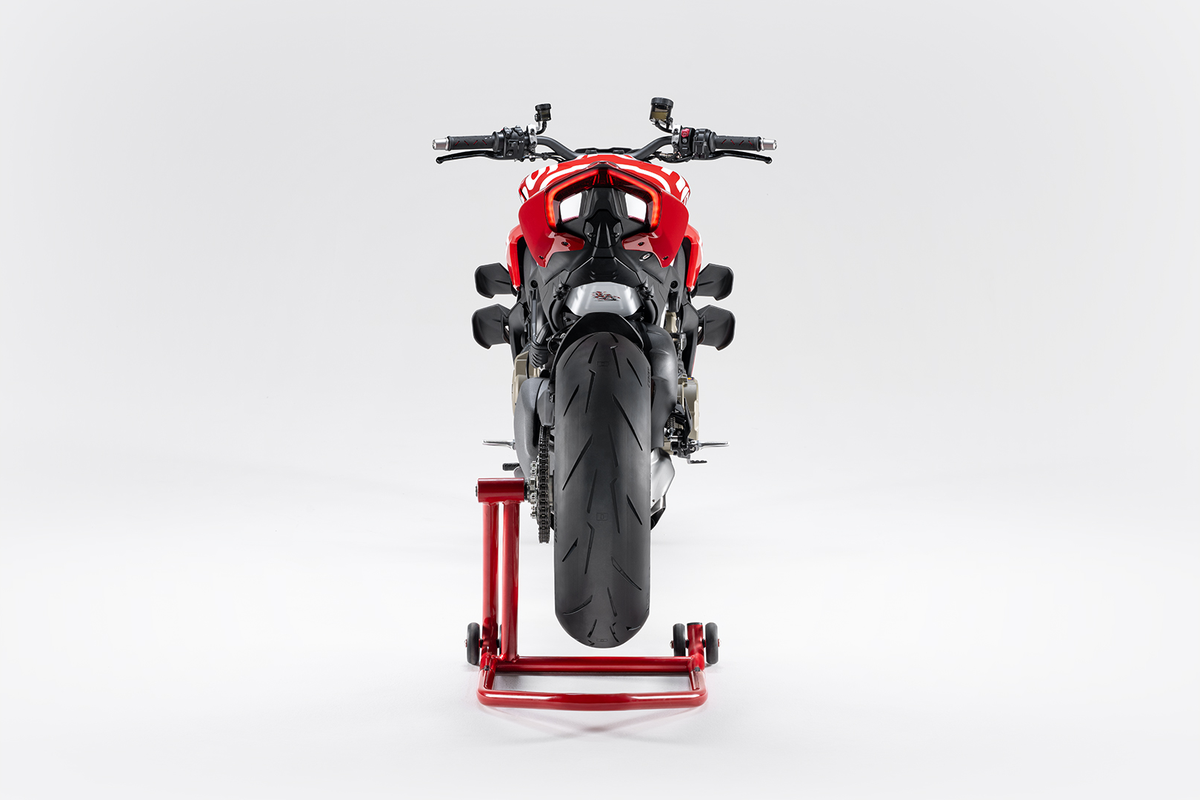 Ducati Streetfighter V4 S Supreme có giá 50.000 USD