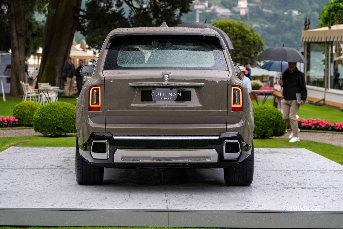 Ảnh thực tế Rolls-Royce Cullinan Series II vừa ra mắt