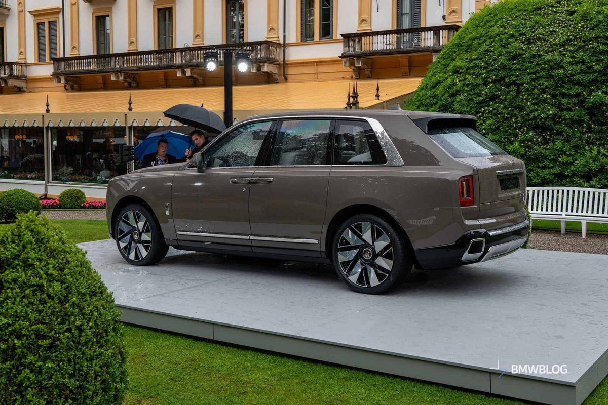 Ảnh thực tế Rolls-Royce Cullinan Series II vừa ra mắt