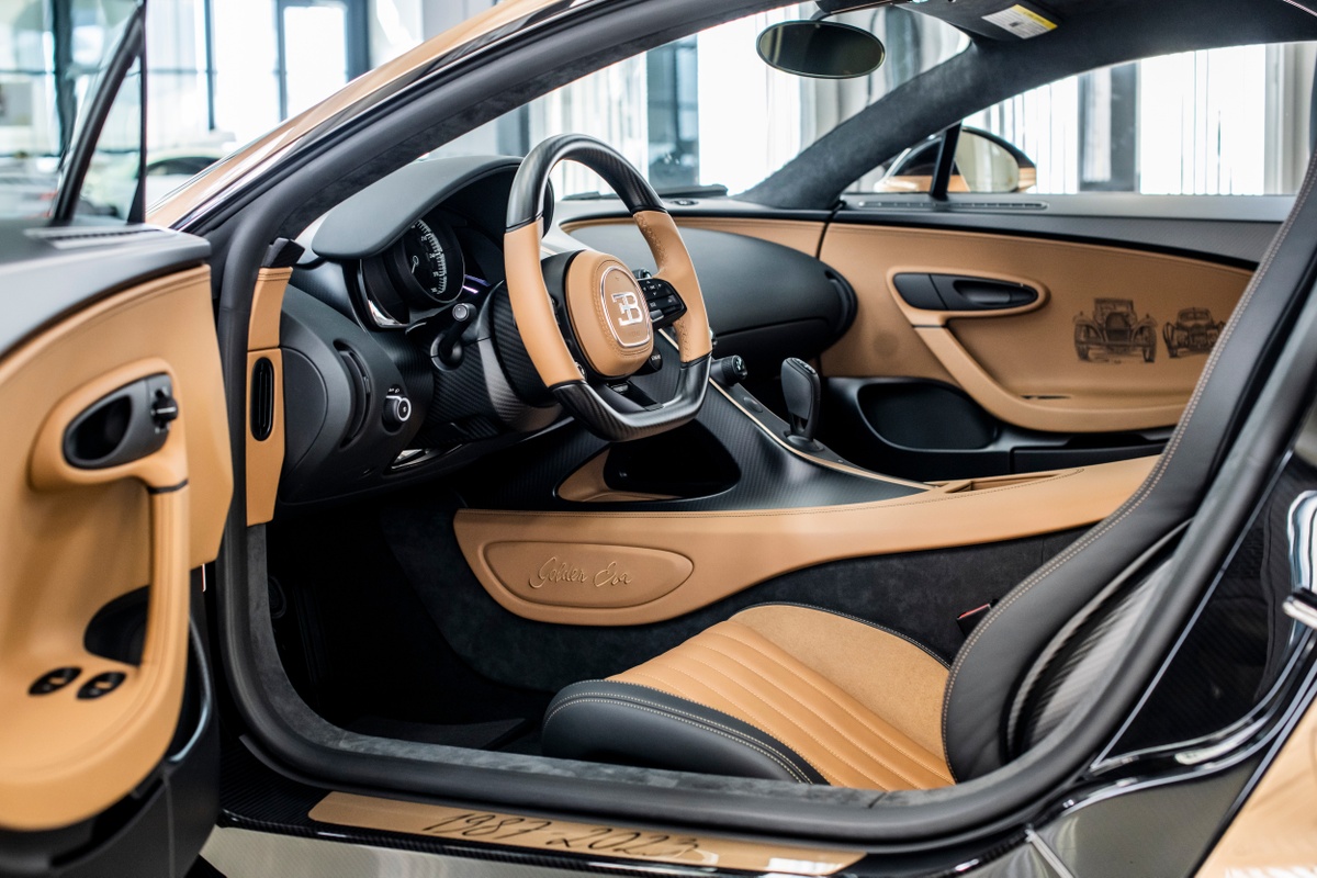 Bugatti Chiron Super Sport Golden Era về tay nhà sưu tập người Mỹ