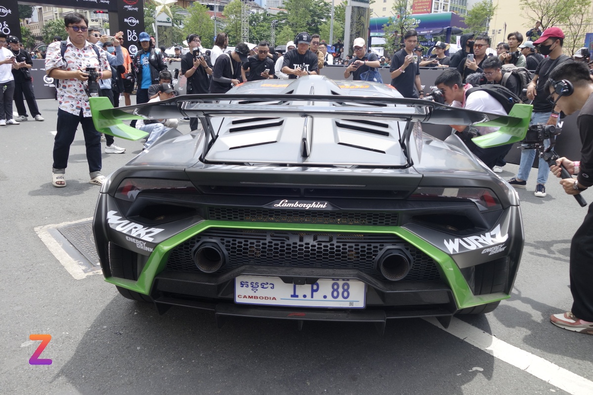 Siêu xe Lamborghini Huracan STO của IShowSpeed tại Gumball 3000