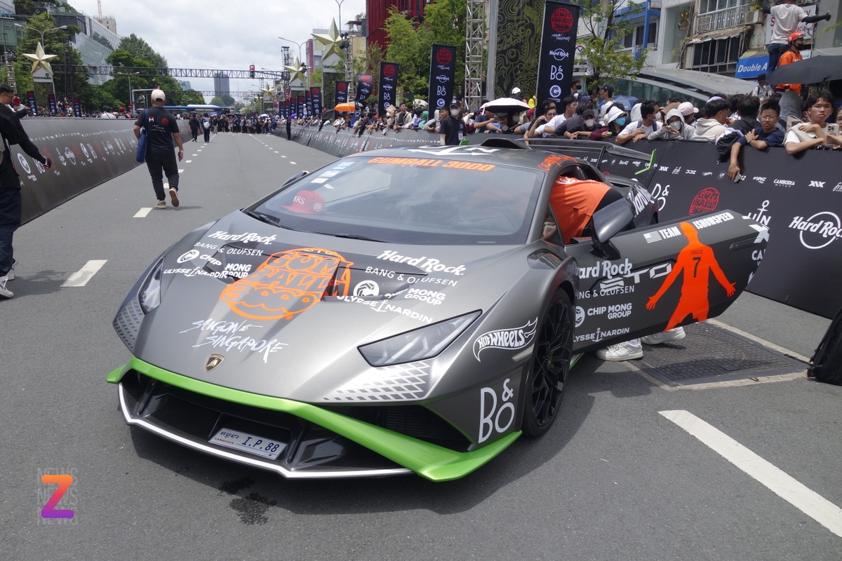 Siêu xe Lamborghini Huracan STO của IShowSpeed tại Gumball 3000