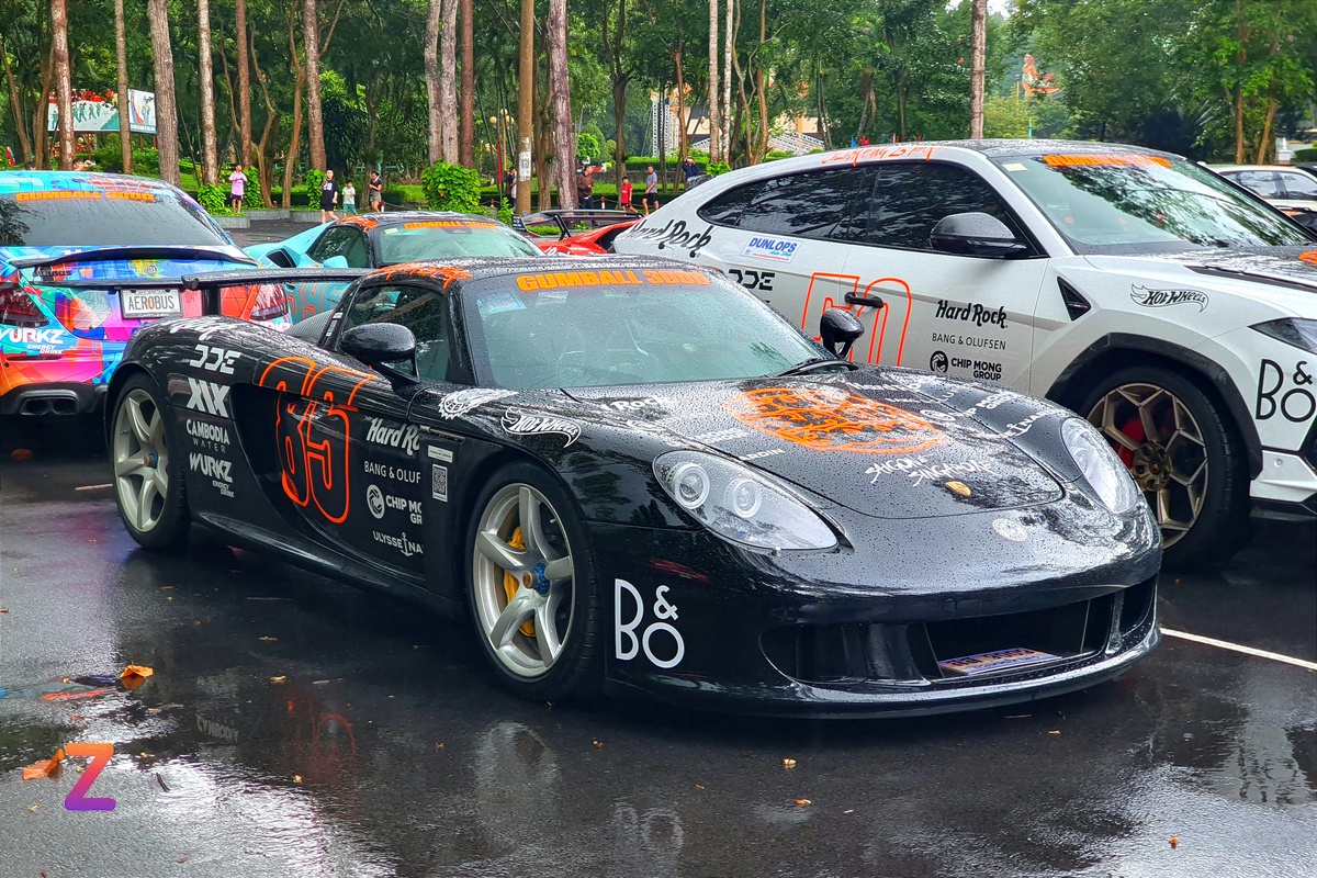 Porsche Carrera GT được nâng cấp hệ thống treo và lốp miễn phí