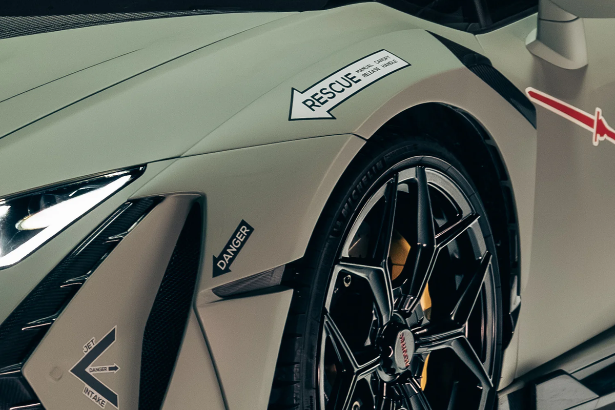 Siêu phẩm Lamborghini Huracan EVO với gói độ đặc biệt