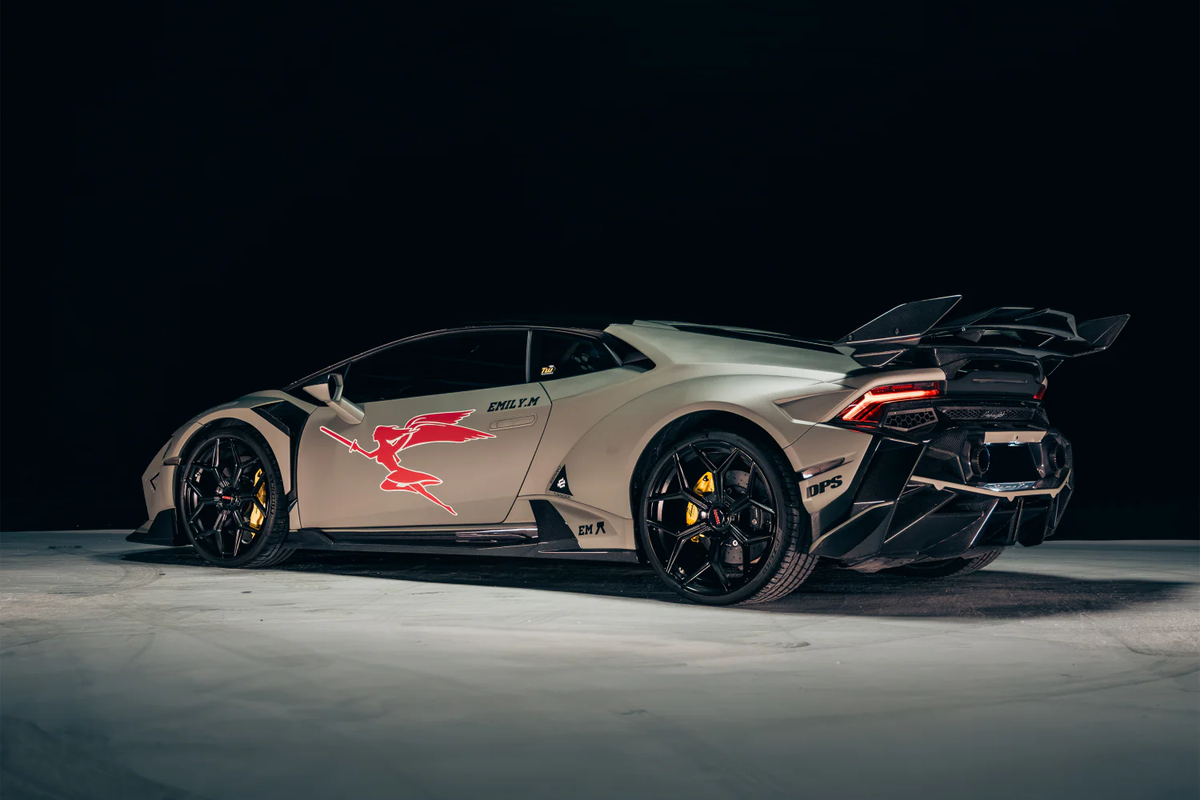 Siêu phẩm Lamborghini Huracan EVO với gói độ đặc biệt